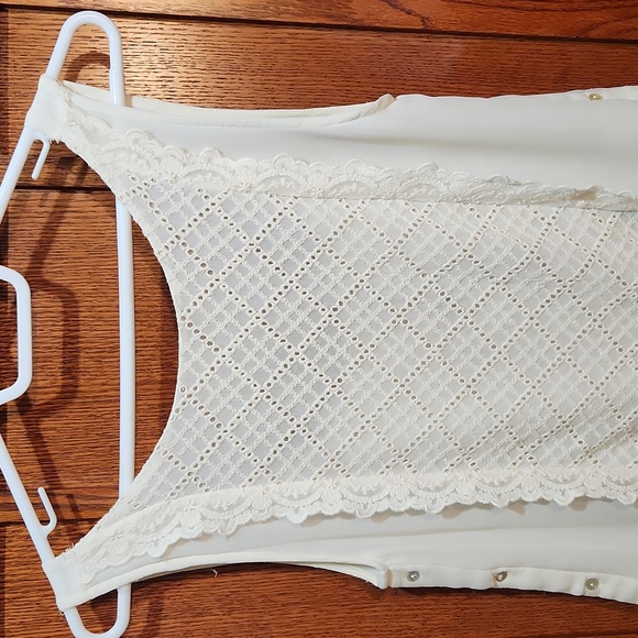 Zara Basics Size Xsmall Embroidered Blouse - Picture 2 of 9